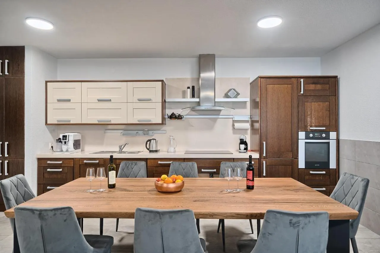 Liberty Living Apartments Split